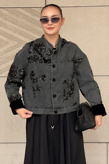 Sequin Embroidered Lined Denim Jacket