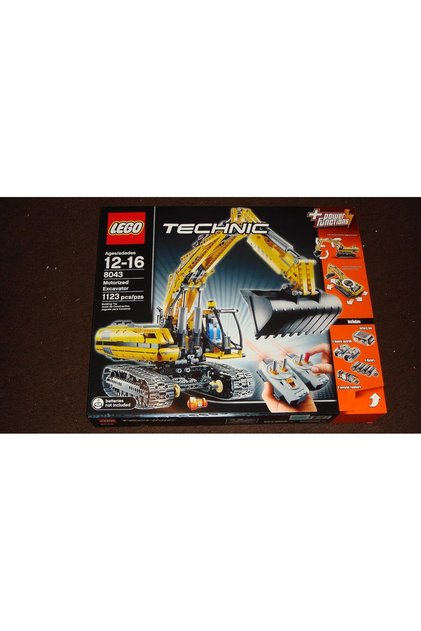 TECHNIC Motorized Excavator 8043