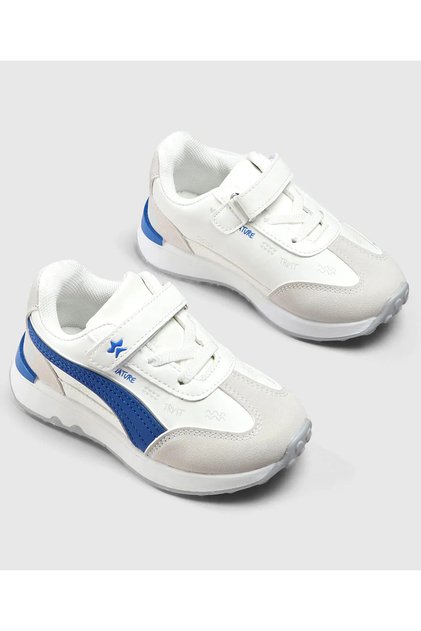 Velcro Closure Hearts Printed Sneaker Shoes - White Online in KSA, Buy at Best Price from FirstCry.sa - 22410131