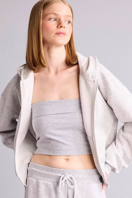 Cropped Fit Hooded Thick Fabric Sweatshirt Cardigan Z7069Az26Au
