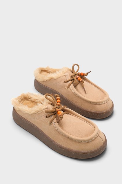 Roslyn Genuine Nubuck Leather Comfortable Women's Closed Toe Slippers with Wooden Accessories