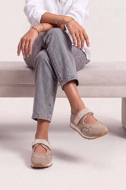 Women's Mary Jane Sneaker with Straps and Suede Detail, Casual Sports Ballerina Sneaker Shoes, Yotina Beige Suede