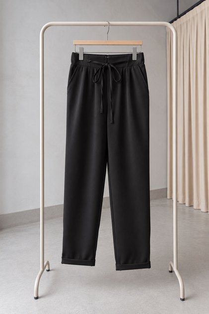 Ip Detail Carrot Hijab Pants - Black