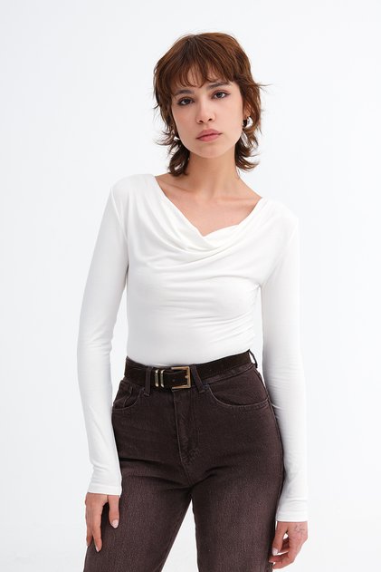 Kayık Yaka Bluz B07039