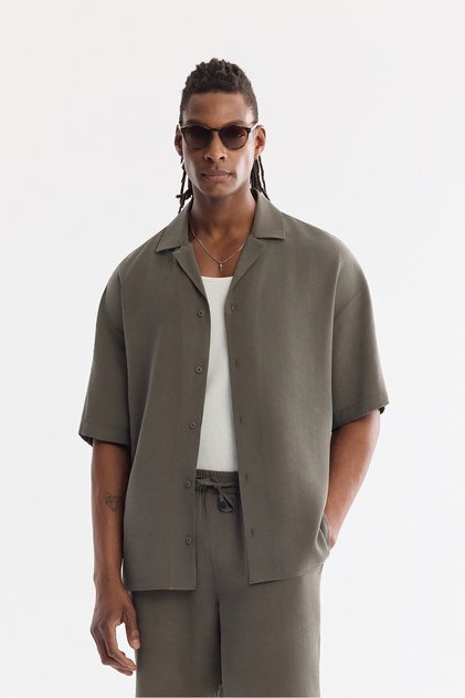 Men's Khaki Apaj Collar Breathable Modal Blended Soft Touch Short Sleeve Oversize Fit Shirt A61Y2006