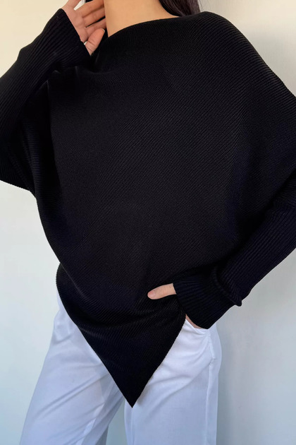 Gülseli Asymmetrical Cut Knitwear Sweater
