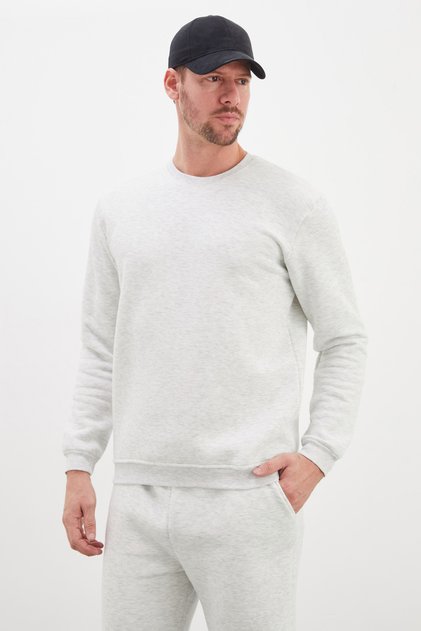 3 Thread Basic Crew Neck Sweatshirt