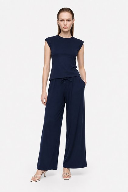 Padded Asymmetrical Side Slit Model Set