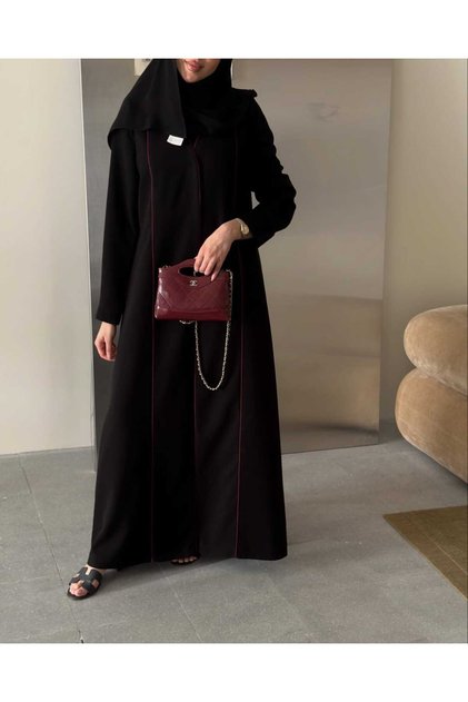 Abaya Ghazal Burgundy Stripes