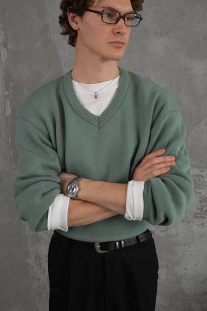 Men's Oversize V-Neck Sweater