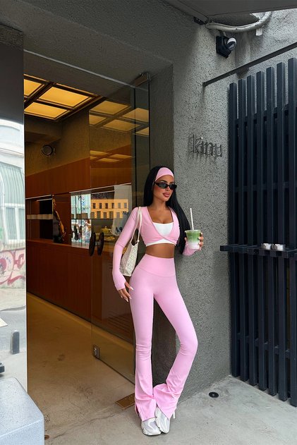 Pembe 4 Lü Pantolonlu Takım
