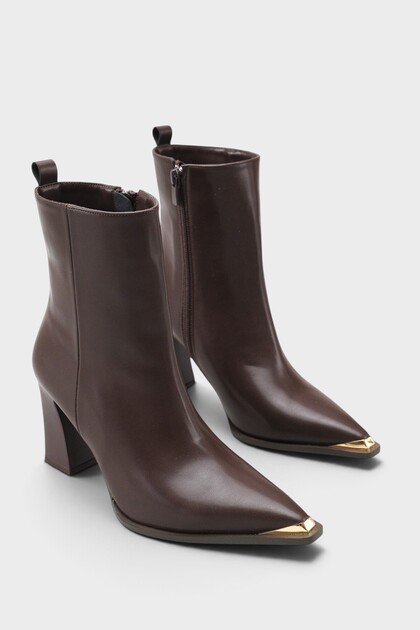 Cathrin Pointed Toe Thick Heeled Zippered Metal Toe Women's Stylish Boots