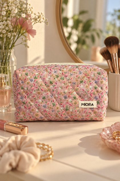 Powder Crisp Floral Pattern Makeup Bag – Zippered Cosmetic and Personal Care Bag