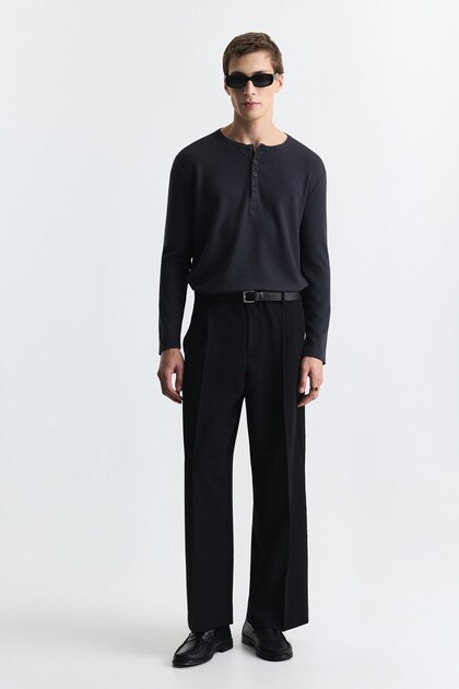 Loose Fit Pleated Trousers