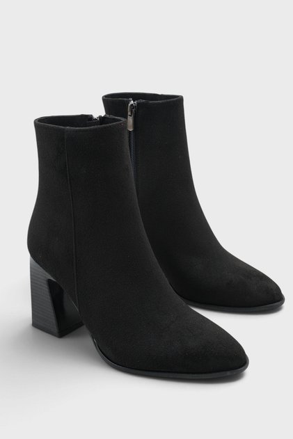 Lenka Stretch Side Zipper Pointed Toe Heeled Women's Boots