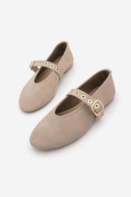 Women's Buckle-Strapped Ballerinas Harves Beige Suede