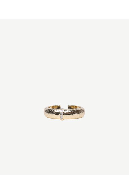 Glass Stone Detailed Ring