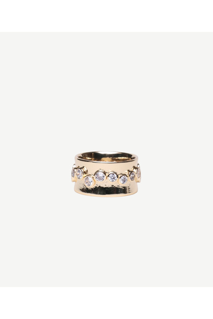 Glass Stone Detailed Ring