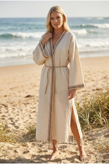 Straw-Collared Long-Sleeve Kimono