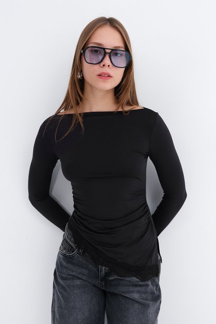 Asymmetrical Cut Blouse B1168