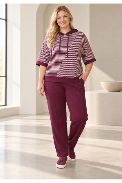 Elegant Women's Viscose Knitted Striped Three-Quarter Sleeve Plus Size Tracksuit Set