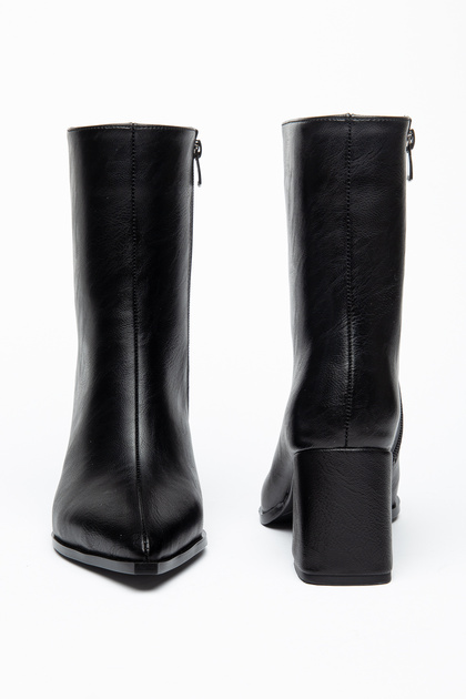 Women's Heeled Boots Black Pointed Toe Thick Heel Medium Size