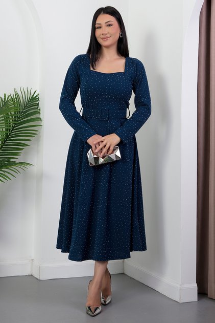 Rochie cu guler pătrat, mâneci lungi, cu pietre 2026-5005
