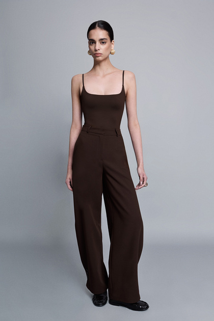 Aksesuar düğmeli relaxed fit pantolon
