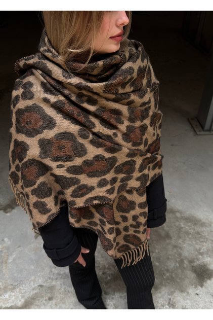 Leopard Patterned Shawl Scarf