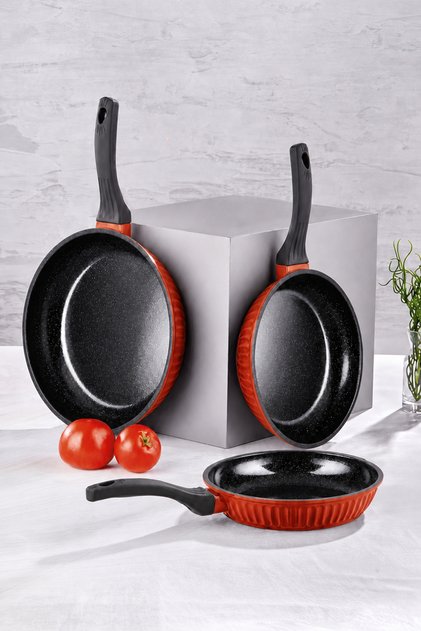 Valeriya Cast Ceramic 3-Piece Pan Set Orange 20 cm / 24 cm / 28 cm