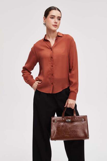 Plain Long-Sleeved Shirt