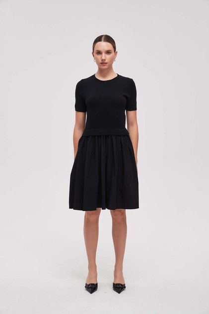 Short Sleeve Defined Waist Short Dress