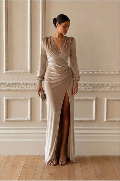 Velvet Structured Evening Gown with Collar and Slit · Color: Red · Size: M BX