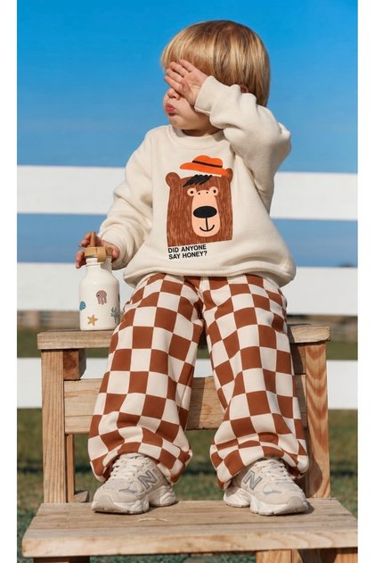 Boy's 3-Thread Non-Padded Oversize Checkerboard Detailed Suit