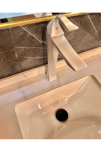Guangzhou Tower Design Matte White High Basin Mixer 32x17 cm