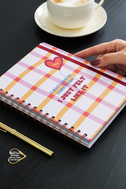 2027 Year A5 Weekly Planner Spiral Bound 15X21 cm - 12 Months - with Motivational Pages