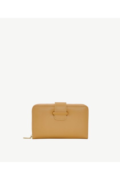 Small Wallet with Lock Detail