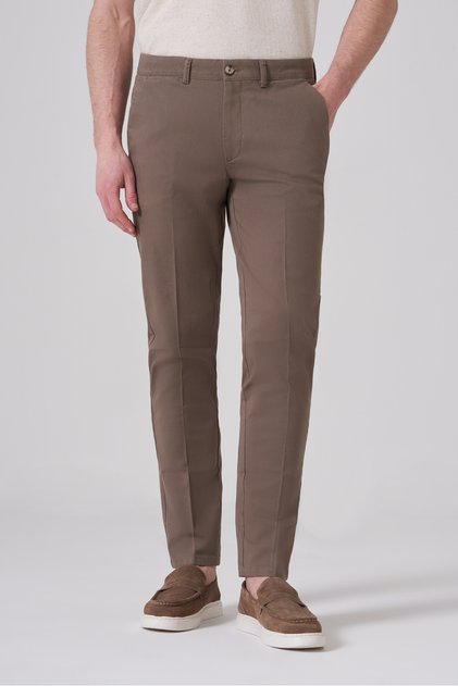 Men's Beige Cotton Trend Dynamic Fit Chino Pants