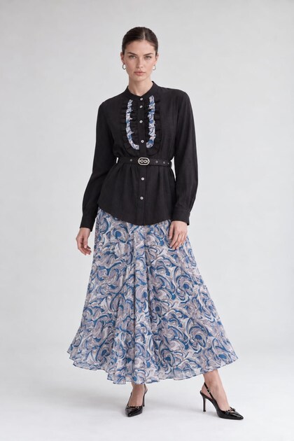 Belt Detailed Pleated Skirt Set Black