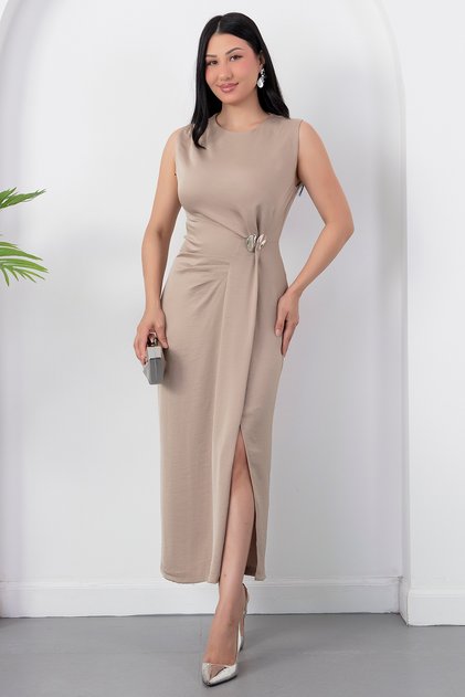 Oval Neckline Side Pleated Buckled Satin Dress K-251633