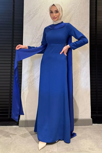 فستان سهرة حجاب مزين باللؤلؤ