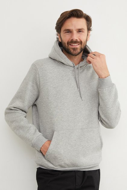 3 Thread Kangaroo Pocket Sweatshirt