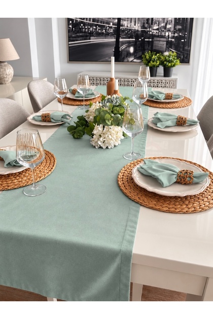 Pearl Velvet Textured Seamless Mint Green Runner (Napkins Not Included)