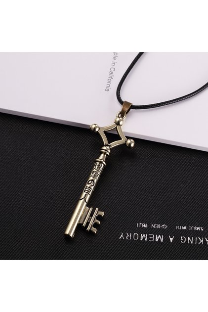 50cm Antique Bronze Hot Sale Attack On Titan Necklace Eren Key Shingeki No Kyojin Pendant Fashion Vi