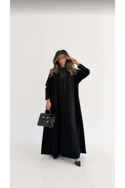 عباية الياف مع تدخله جانبيه بكلفه متعرجه بقماش كريب سيراميك من متجر softgril