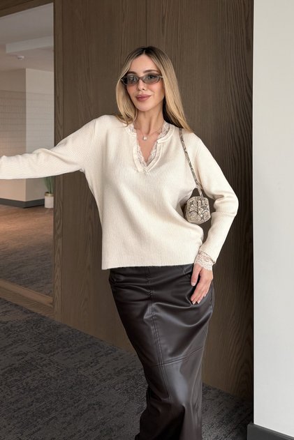 Vanilla Collar Lace Sleeve V-Neck Sweater - 261069
