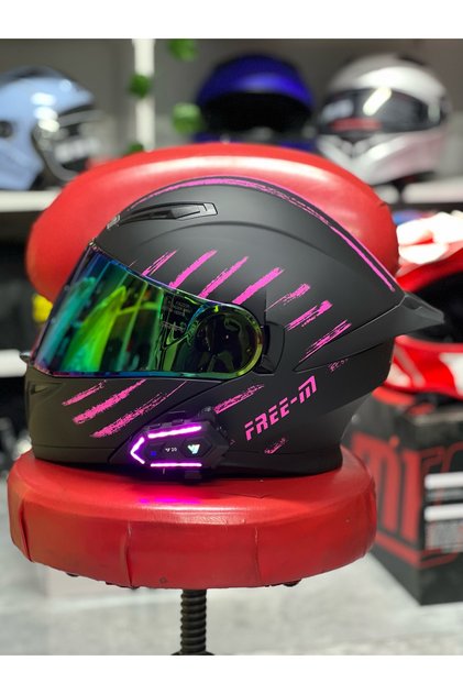 Çene açılır kadın motosiklet kaskı interkomlu güvenlik belgeli