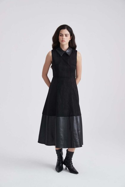 Sleeveless Collared Midi Dress with Contrast Hem