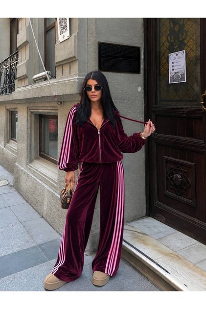 TRACKSUIT SET