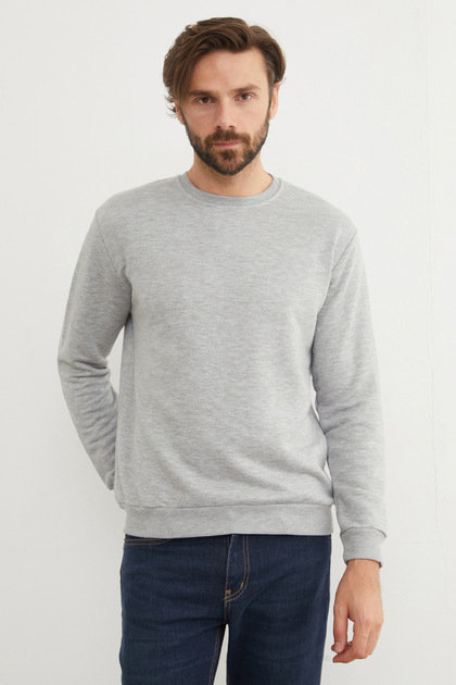 3 Thread Basic Crew Neck Sweatshirt